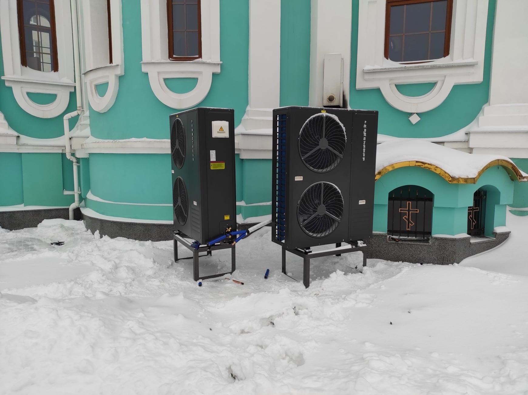 Тепловий насос Prometheus PSA 24 DCE у храмі – м. Харків. Фото 2